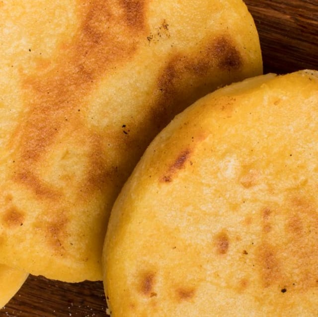 Chicken Pupusas (2 Pcs).