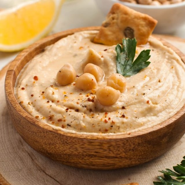 Hummus Dip Veggies.